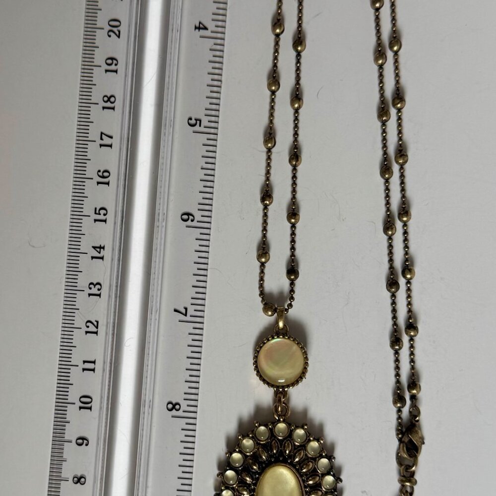 Vintage Lucky Gold Tone Moonglow Pendant Necklace with Matching Dangle Earrings - Picture 12 of 16